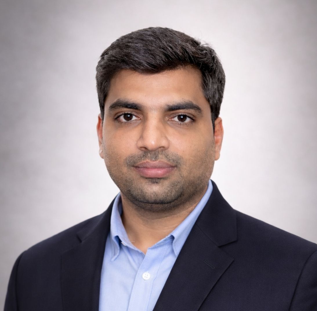 Gunwant Sir Physics Faculty at Milestone Academy Chitrkoot in Jaipur